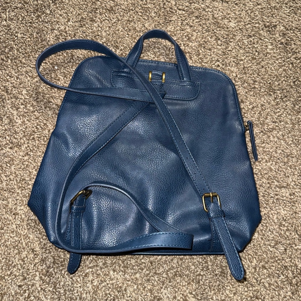 Chic Navy Leather Backpack - image 2